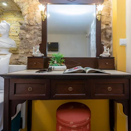 Eclectic Corfu (city)